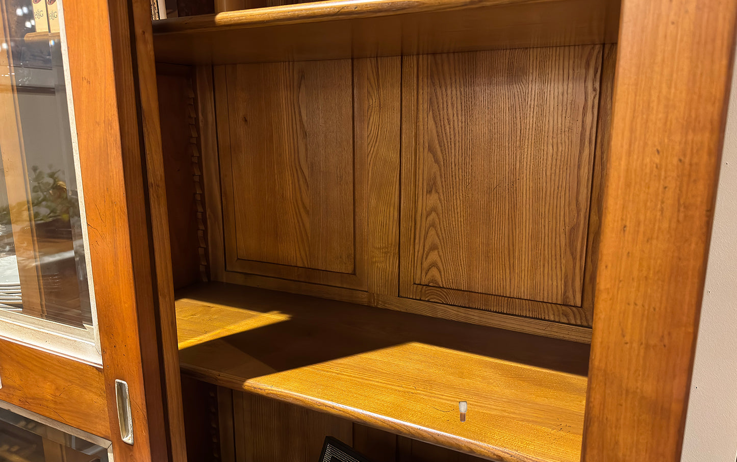 Louisiana display cabinet