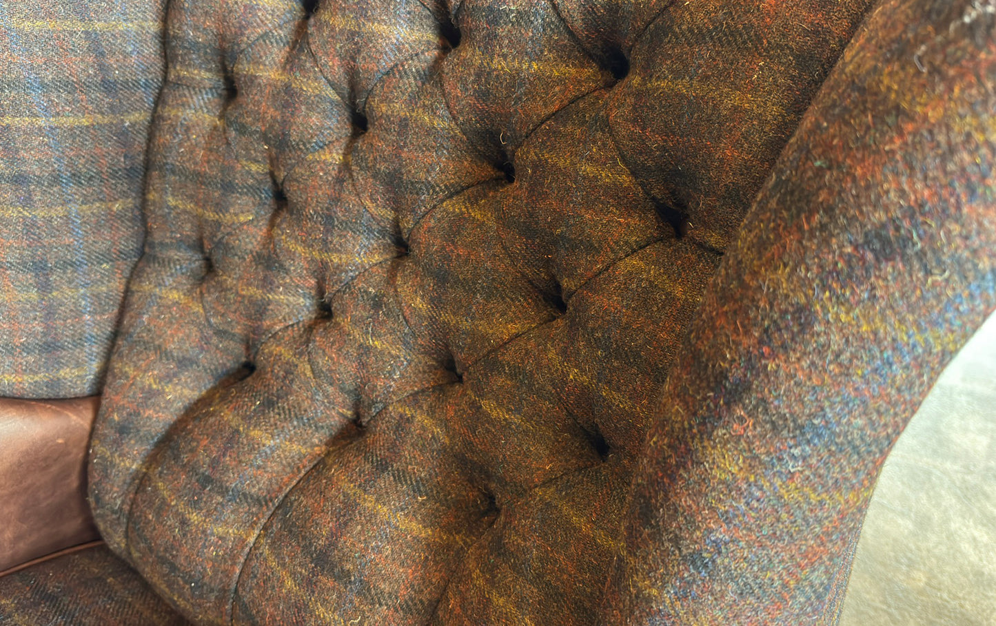 Fauteuil Lewis capiton