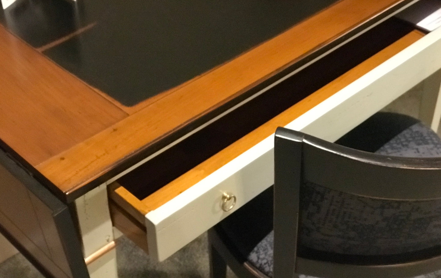 Writing table Grenier