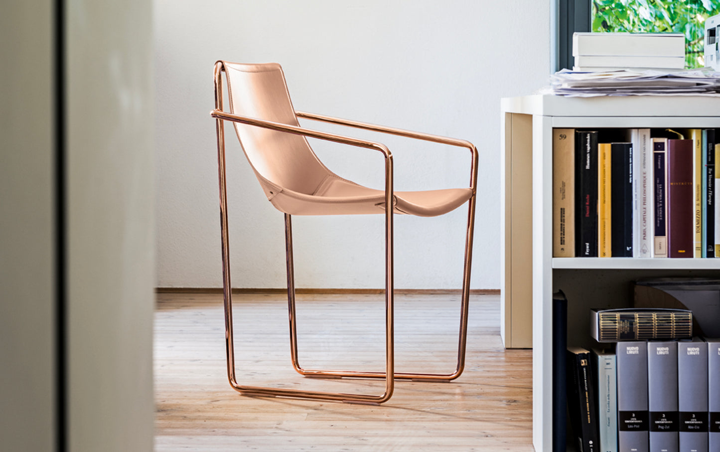 Apelle chair