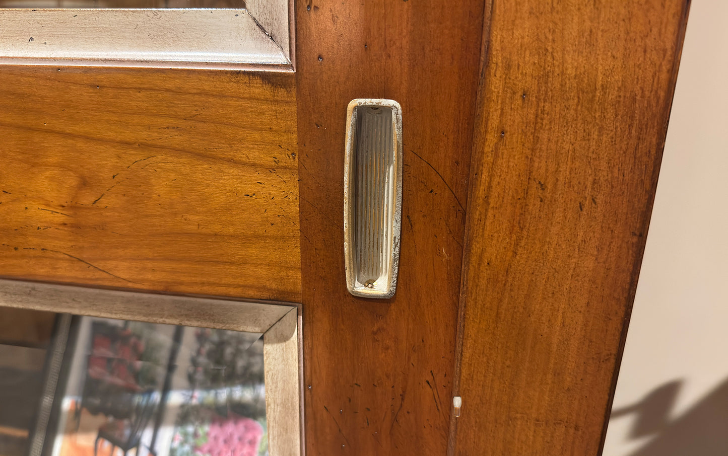 Louisiana display cabinet