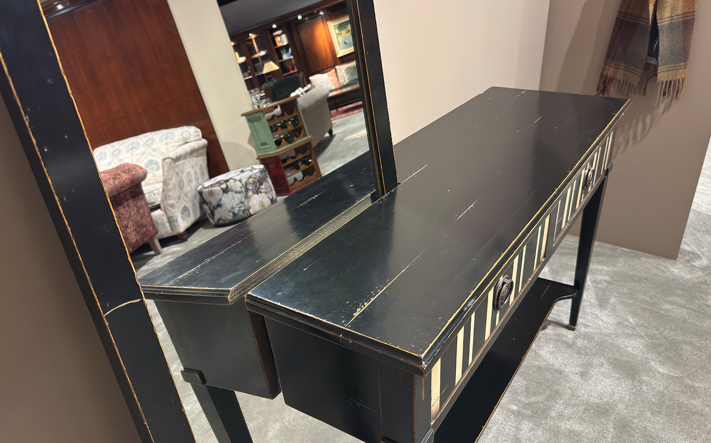 Wanftafel Lautrec met spiegel