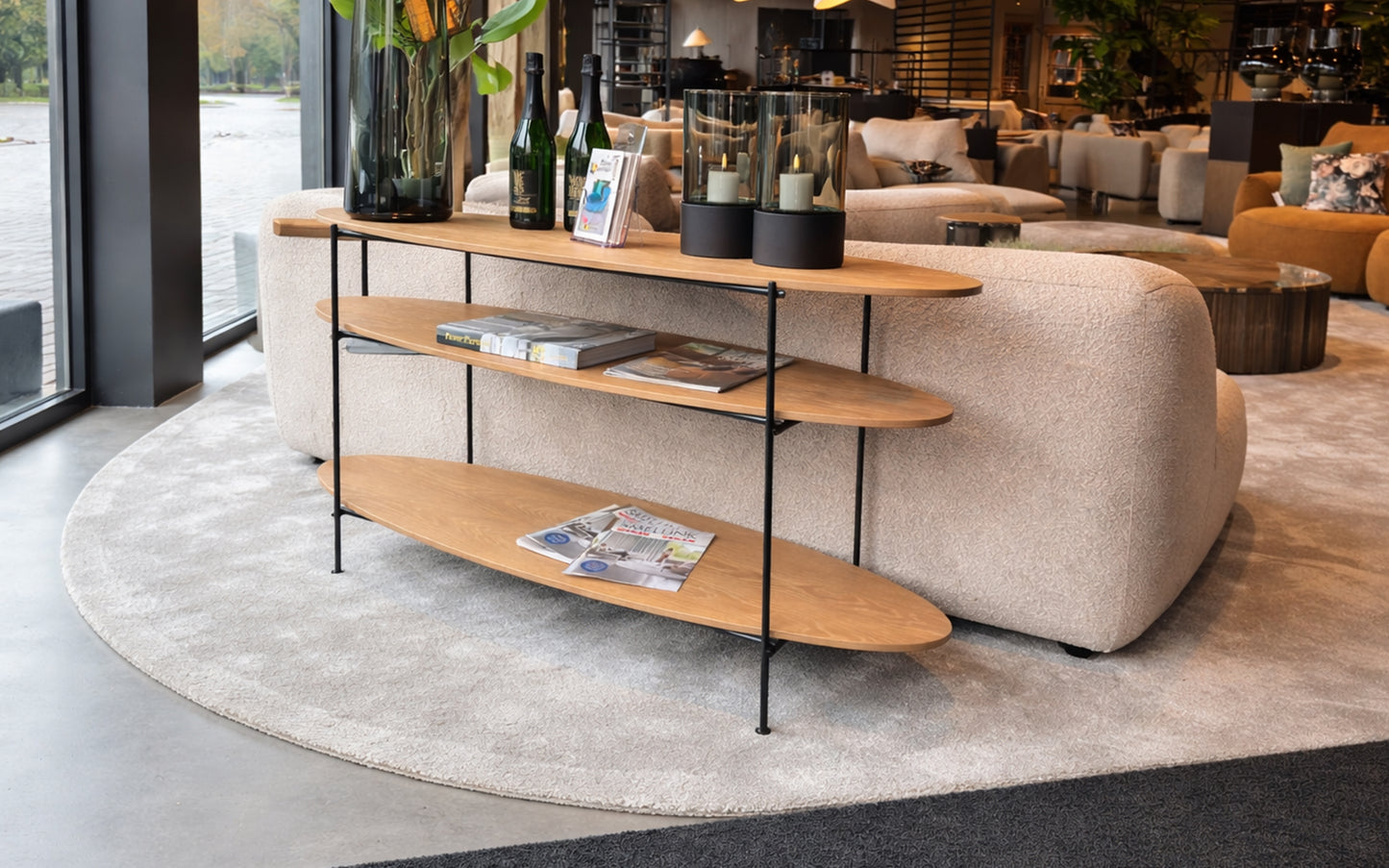 UFO wall table