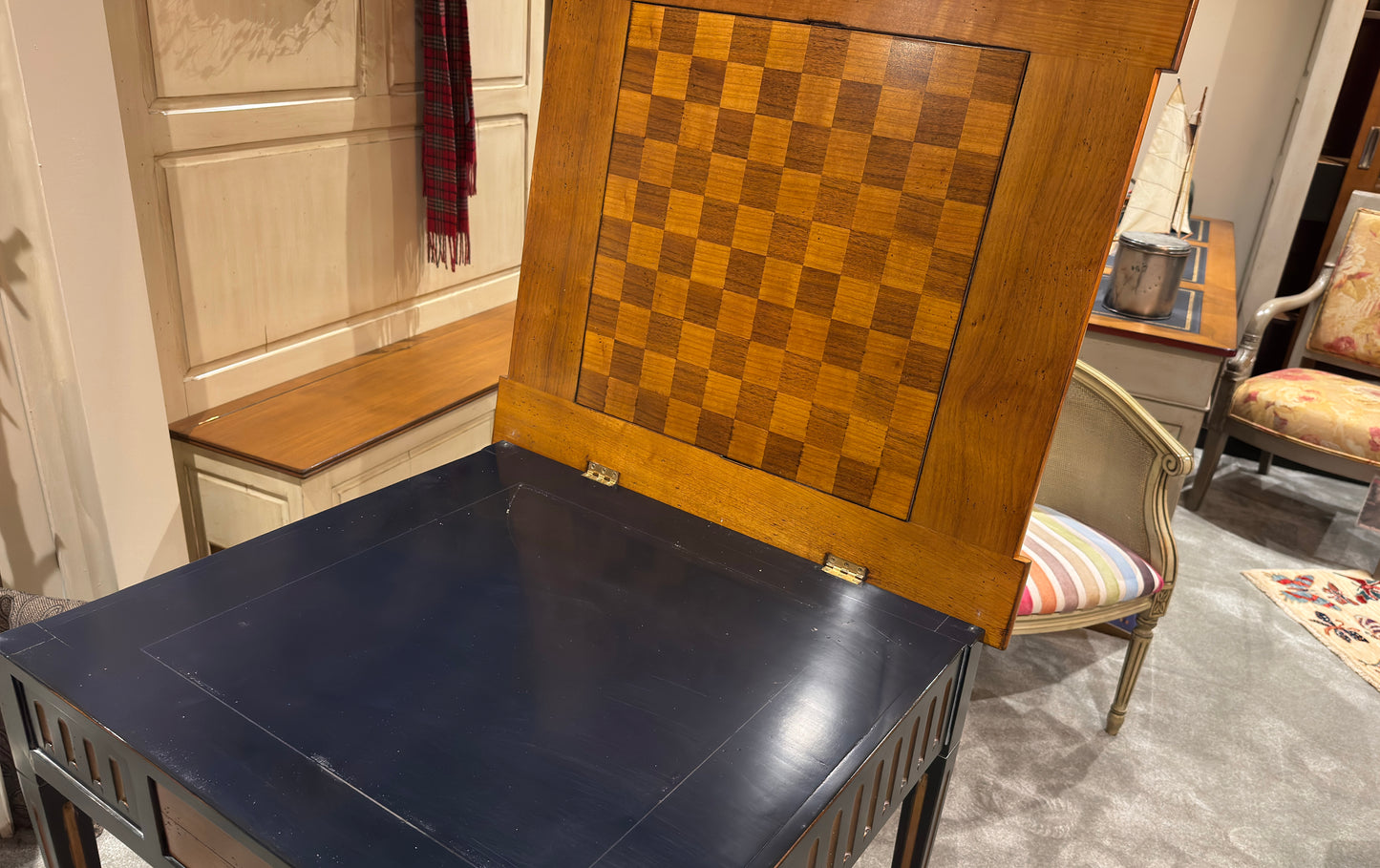 La Fayette play table