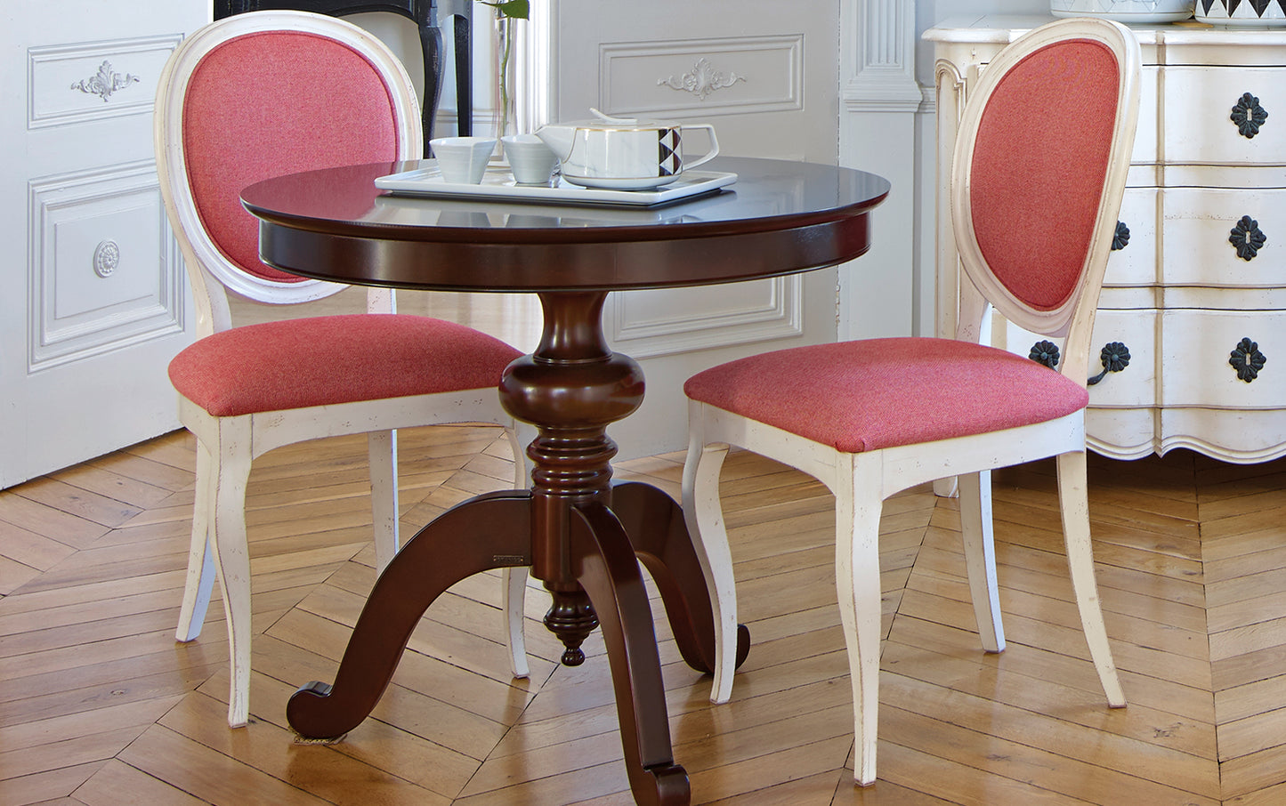 Dining room chair Medallion